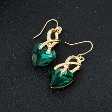 Crystal Heart Set. Necklace and Earings.